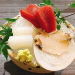 龍のかくれんぼ - 本日のお造り盛り合わせ