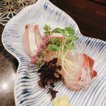 鳥田中 - 刺し盛り（瀬戸内イサキ、マダイ、メイタガレイ、シマアジ）