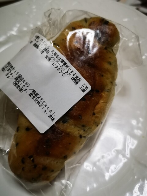 モンペリエ ヨークベニマル白石店（Montpellier） - 白石（パン）の写真