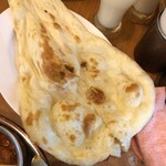 やっぱりインディア - 【ナン】縦に半分この切れ目