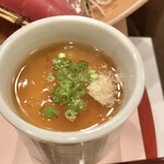 Washokuan - 「豆腐茶碗蒸し」
      温かい出来立て豆腐に餡が掛かっています。