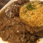 パンダルーム大名 - スパイシーチキンカレー
ターメリックライス