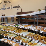 むぎまる - Ｔポートって名前の商業施設の中のパン屋さん