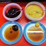 新ちゃん - ぎょうざのタレは辣油では無く､コチュジャンかカラシで・・・