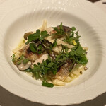 プリンチピオ - ストロッツァプレーティ
      鮎　レタス　グリーンペッパー