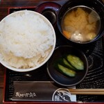 Sakeyama Masuo Shouten - 紅さけとハラス鮭山花籠膳  1380円＋税
                           (ご飯大盛り無料)