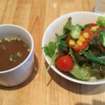ボーノ - サラダセットのスープとサラダ