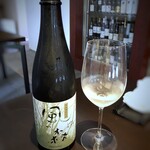 日本料理 TOBIUME - 風の森　秋津穂 507・・洋梨のような香りを感じ、すっきりした味わいで好み。最初に頂くお酒としては最適でした。