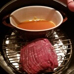 nakameguro 燻製 apartment - 黒毛和牛モモ肉の瞬間燻製（燻製する前）