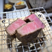 日本料理 TOBIUME - 瑞穂　「焼肉定食」・・小倉牛A5ランクの「シャトーブリアン」。見るからに美味しそう。