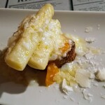 （h）etta - ホワイトアスパラと温泉卵