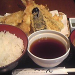 和食処 天きん - 天ぷら定食１，０５０円です。