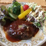 小さな喫茶店 ほっと - 料理写真:ハンバーグ定食