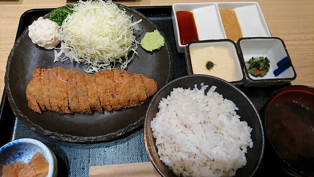 浅草 牛かつ 浅草 東武 都営 メトロ 牛カツ 食べログ