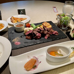 Kuraun Kafe - ステーキ食べ放題ランチ