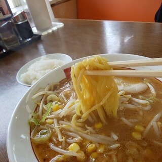 深夜営業 越谷市でおすすめのラーメンをご紹介 食べログ 深夜営業 越谷市でおすすめのラーメンをご紹介 食べログ
