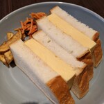 バル墨繪 - [料理] だし巻きたまごサンド プレート 全景♪Ｗ