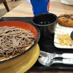 三笠うどん - ざる蕎麦、コロッケ