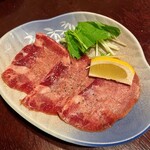 牛たん炭火焼 仁 - 牛タンハム