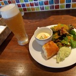 BAR BIANCO - 前菜とグラスビール