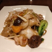 過門香 KITTE丸の内店 - 海鮮五目あんかけ焼きそば