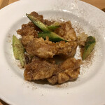 一碗水 - 左宗棠田鶏(天然蛙 唐辛子とニンニク 湖南風味)