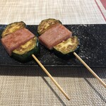 お酒とごはん　菜々 - ズッキーニとボローニャソーセージの串焼き
