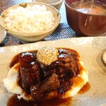 Tedukuri Shoku No Mise Shimoda - 豚バラの角煮とマッシュポテトとご飯と汁物
