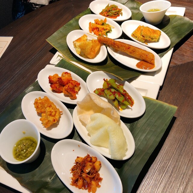ジンジャーズ ガーデン 札幌 Ginger S Garden すすきの 市営 アジア エスニック料理 その他 食べログ