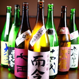 You can enjoy local sake carefully selected by the owner♬