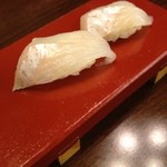 七栄鮨 春日店  - ヒラメ