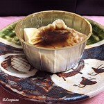 らん亭～ 美日庵 - 和三盆黒蜜がけ胡麻豆腐