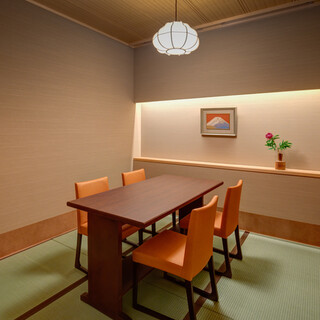 宇治・山科・祇園（2～6名様までのイス・テーブル席の個室）