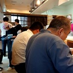 元祖台湾まぜそば はなび - 店内