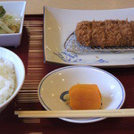 とんかつこいで - ひれかつ膳　お味噌汁は後からアサリ汁が来ました＾＾；