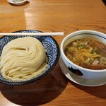 麺 一直 - 