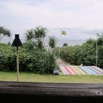 島野菜カフェ Re:Hellow BEACH - テラス席からの眺め