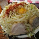 ラーメン ジミー - まぜそば８００円　ニンニク少なめ、カラシ