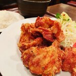 ハイボールバー梅田楽天地 1923 - パリパリ食感。