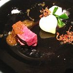 フロリレージュ - メイン一皿目：宮崎牛モモ肉のロースト エシャロットソース