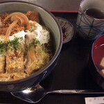 松楽 - カツ丼