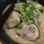 豚骨ラーメン さんじゅう丸 - 