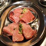 たまには焼肉マルヒ - 