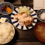 博多炉端酒場 ウミサト - 博多地鶏のチキン南蛮定食　950円