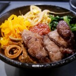 Korian Izakaya Jan - 上カルビビビンバ丼　1,500円税込　サラダ、キムチ、スープ付き