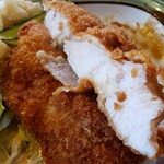 味楽亭 - 分厚いチキンカツ