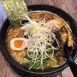 らぁ麺酒場 月光華麺 - 焦がし醤油らぁ麺(820円)