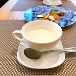 Bistro TonaRyao - 