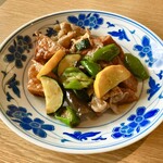 秋華 - 豚肉と揚げ豆腐と夏野菜のピリ辛炒め