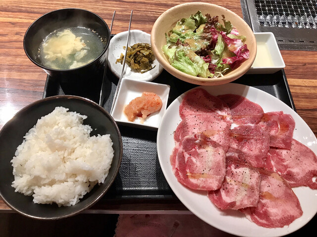 焼肉 やまや 梅田店 旧店名 カルビとロース 焼肉ニッポン 梅田 焼肉 ネット予約可 食べログ 焼肉 やまや 梅田店 旧店名 カルビとロース 焼肉ニッポン 梅田 焼肉 ネット予約可 食べログ